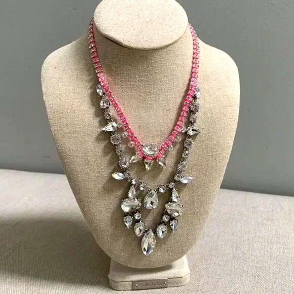 Stella & Dot Neon Pink Dream Statement Necklace - Picture 9 of 11